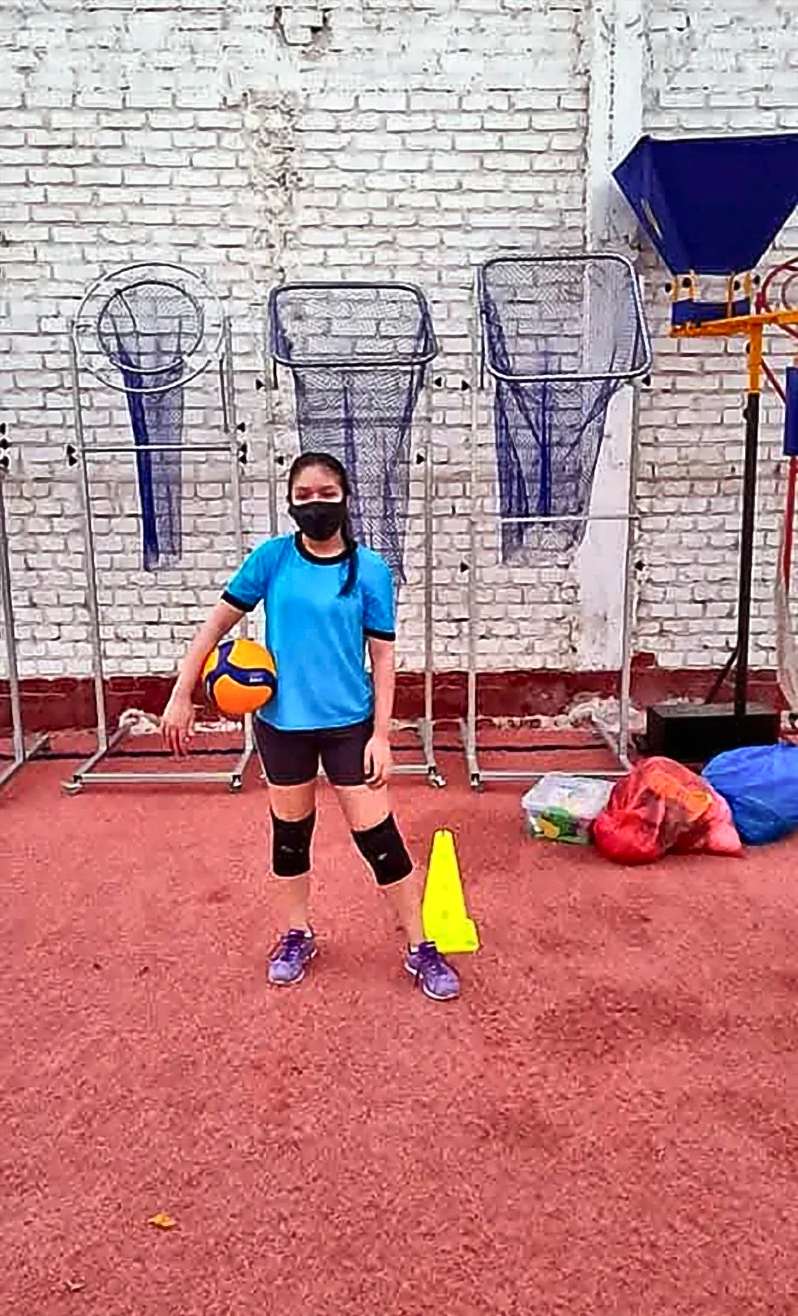 Entrenamiento de voleibol del Club Perú Sporting en Chiclayo